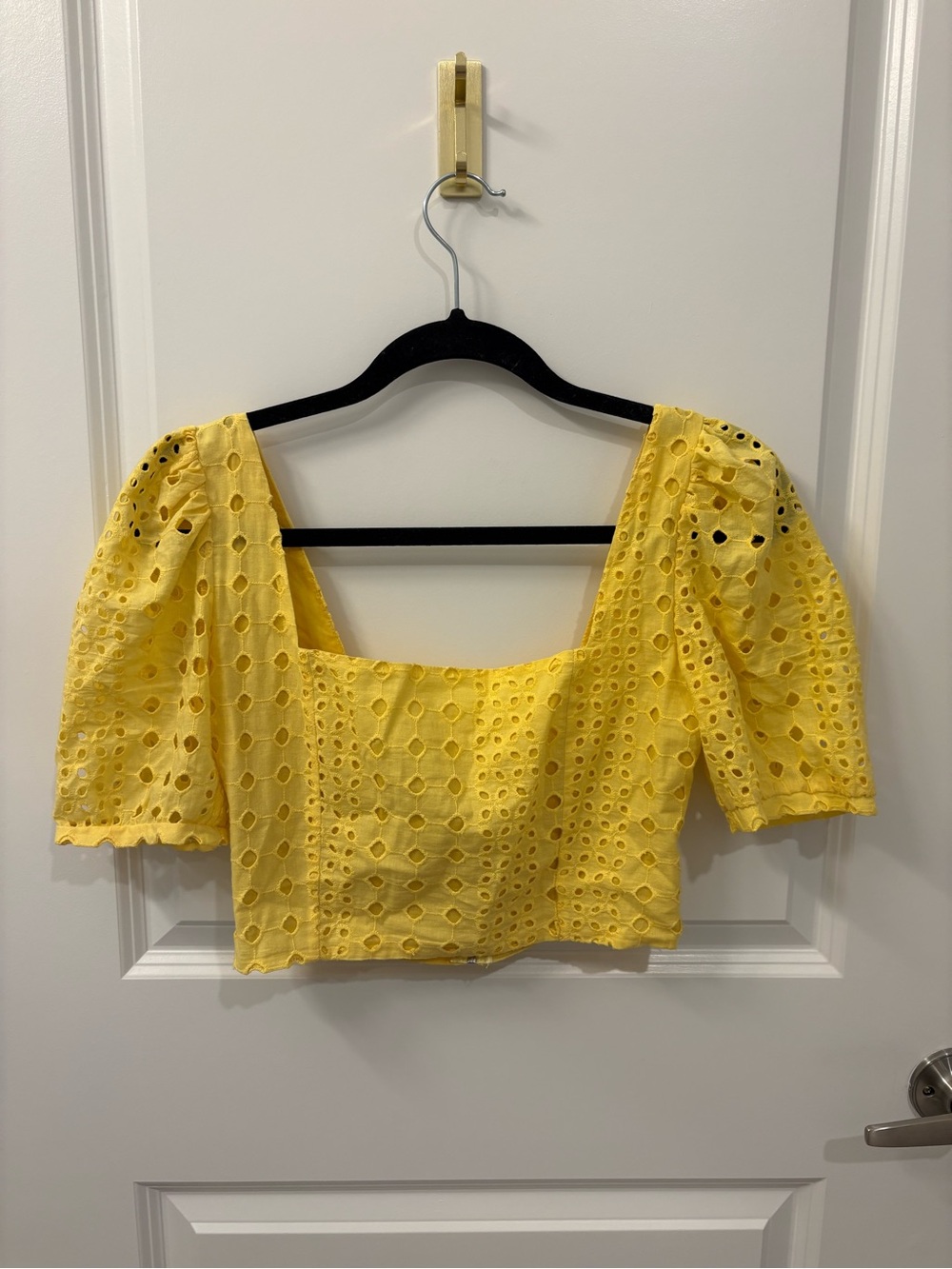 Yellow top